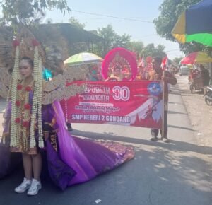 Kreatif Dan Meriah, SMPN 2 Gondang Dalam Pawai Karnaval HUT RI Ke-80.