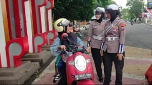 Polres Nganjuk All Out Layani Warga di Jam Sibuk Pagi dan Siang