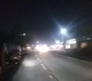 Warga Resah, Balap Liar Rutin di Jalan Raya Serang Km 32 Desa Sumur Bandung