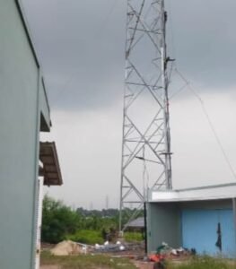 Proyek Tower Indosat di Sukamulya Diduga Belum Lengkapi Izin, Abaikan Keselamatan Kerja