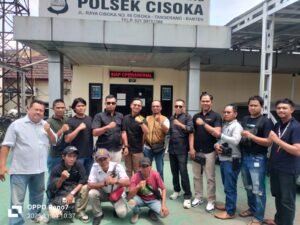 Tolak Dum Truk Tanah, Puluhan Warga Datangi Polsek Cisoka Minta APH Tindak Tegas