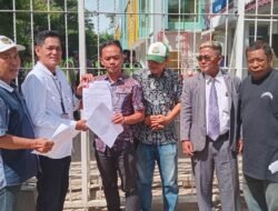 Gelar Aksi di Kejati Sumsel Massa Aksi GLSS Minta Kejati Sumsel Usut Tuntas Dugaan KKN Kegiatan Rehabilitasi Sosial di Dinas Sosial Kabupaten Muba