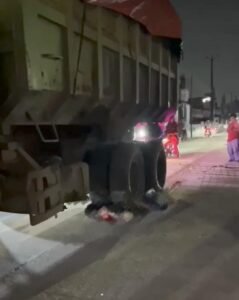 Pengendara Motor Tewas Terlindas Dump Truck di Cisoka, Warga Soroti Jalan Rusak yang Dipaksakan Dibuka