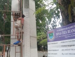 Pembangunan Pintu Gerbang Lingkup Puspem Tigaraksa, Anggaran 2 Miliar Lebih Diduga Abaikan K3