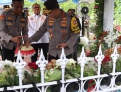 Kapolri Ziarah Makam Marsinah, Tinjau Lokasi Pembangunan Museum Nasional di Nganjuk