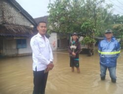 KSB Kecamatan Pagelaran Tinjau Langsung Lokasi Banjir di Kampung Bojong Kondang