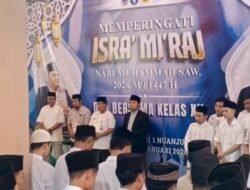 Penuh Khidmat…SMK N 1 Nganjuk Mengadakan Peringatan Isra’ Mi’raj.