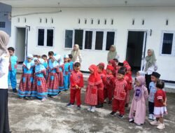 TPA KB TK Nurul Ulum Nganjuk Hari Senin Rutin Melaksanakan Upacara Bendera
