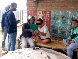 Tak Berkutik Saat Digrebek,Operator Judi Togel Online Kertosono Diciduk Polisi Saat Layani Tombokan