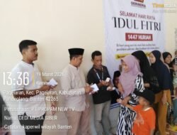 Anggota DPRD Pandeglang TB Udi Juhdi Gelar Pembagian Zakat di Kecamatan Pagelaran