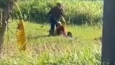 Serangan Brutal di Perak Jombang! Lansia 70 Tahun Terluka Usai Diserang Pria Tak Dikenal, Warga Sempat Amankan Pelaku