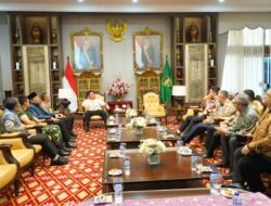 Pangdam II/Sriwijaya menghadiri Launching Proyek Strategis Pelabuhan Palembang Baru Tanjung Carat di Griya Agung