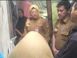 Wakil Bupati Tangerang Tinjau Rumah Tidak Layak Huni Milik Nenek Ucum di Balaraja