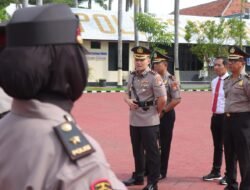 Dedikasi Tanpa Cela Berbuah Penghargaan, Dua Personel Polres Nganjuk Naik Pangkat Pengabdian