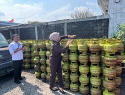 Kejaksaan Negeri Nganjuk Terima Pelimpahan Tersangka dan Barang Bukti (Tahap II) Kasus Pengoplosan LPG Bersubsidi
