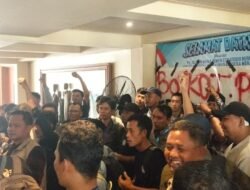 Pelatihan Koperasi Desa Merah Putih di Carita Berakhir Ricuh, Peserta Tuntut Transparansi  Kejelasan dan Keberlanjutan Program KDMP Kabupaten Pandeglang