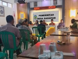 Surat Pengunduran Diri Perangkat Desa Dadapan Beredar Luas, Warga Ngronggot Datangi Balai Desa