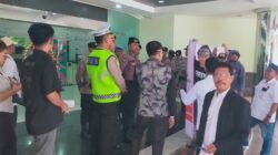 Gelombang Massa Tak Terbendung, Tiga LSM Pusat Serahkan Berkas Lapdu Dana Fantastis DPRD ke Kejari Tangerang