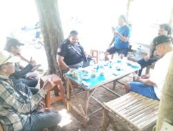 Pererat Silaturahmi, Lintas Profesi di Nganjuk Gelar “Karaoke Bareng” di Monumen Dr. Soetomo